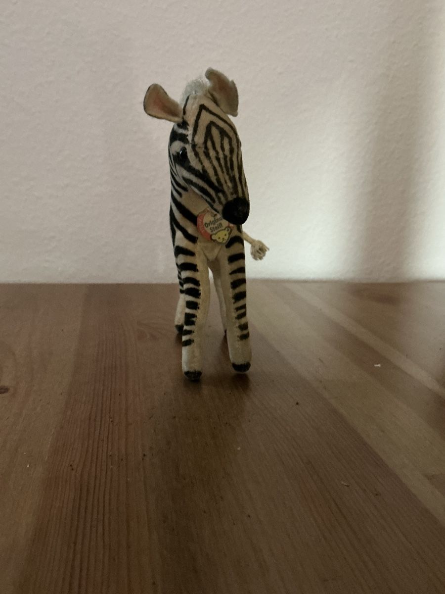 Steiff Giocattoli: Steiff Zebra Nr 6412  – Usato da Basel venduto da Ajscha7o1