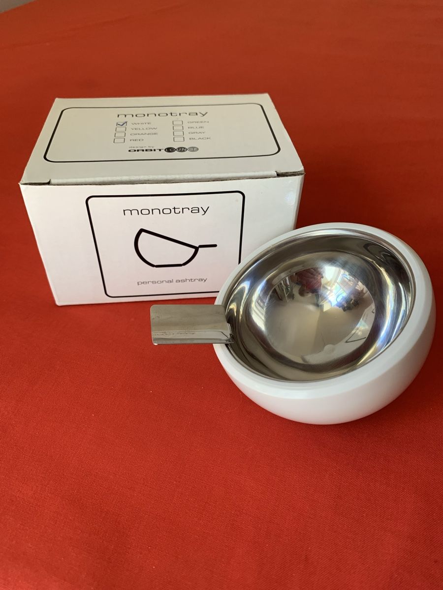 Cendriers: Aschenbecher  – Neuf avec emballage d'origine à Zürich par benebiene 2