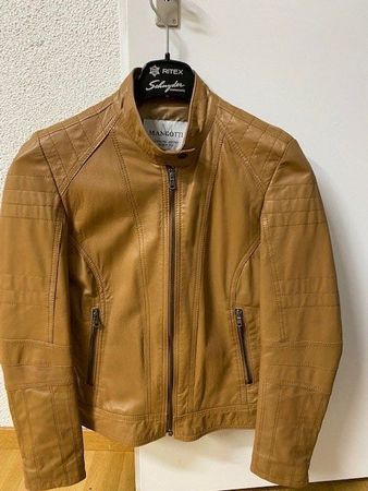 Tolle neue Leder Jacke von Mangotti S
