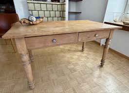 Holztisch mit Schubladen Landhausstil antique