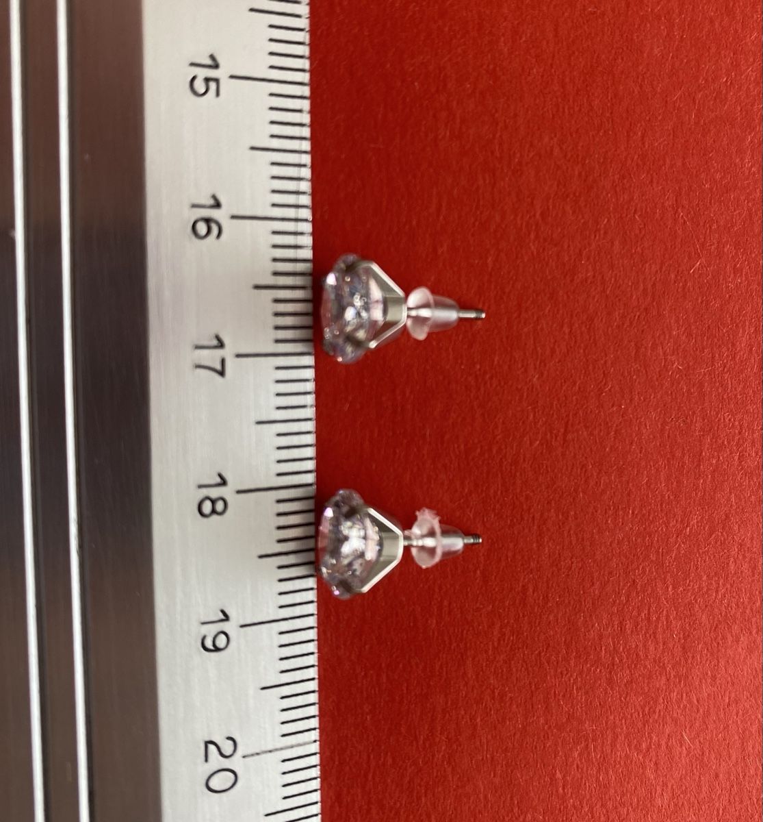 Ohrringe & -stecker: NEU Ohrringe Ohrstecker klar rund  – Neu (gemäss Beschreibung) aus Wädenswil von JJ15 2