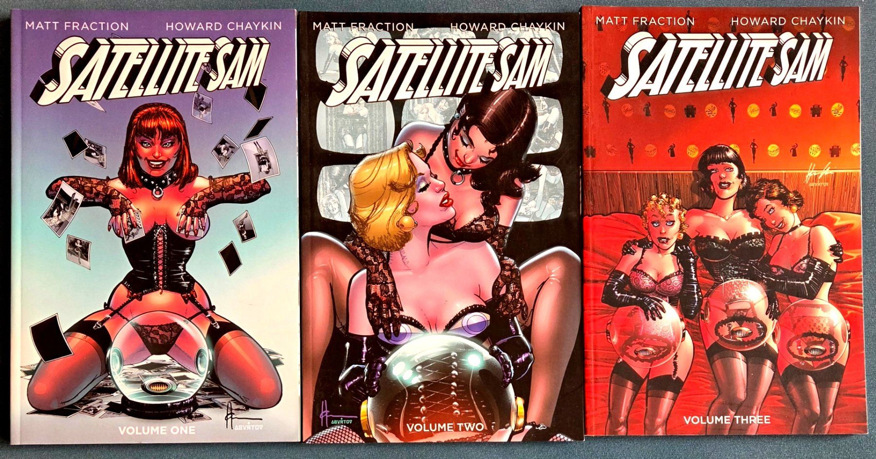 BD: Fraction / Chaykin - Satellite Sam - Volume 1 to 3 - Comic – Neuf (Voir description) à Reinach BL par solidsenders