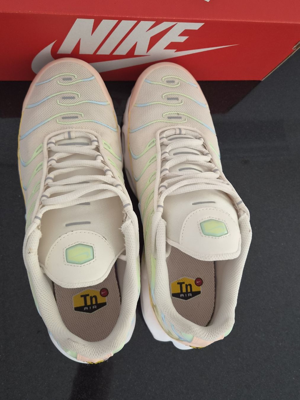 Nike Herrenschuhe: Nike W Air Max Plus TN taille 41 – Neu (gemäss Beschreibung) aus Belmont-Yverdon von jul_8nw5 3