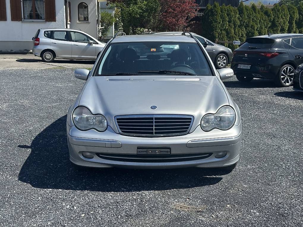 Automobili: Mercedes C220 Diesel Automat – Usato da widnau venduto da Girlen7 1