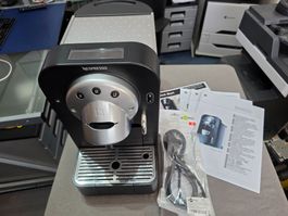 NESPRESSO Gemini CS100 Pro Typ 703 sehr guter Zustand