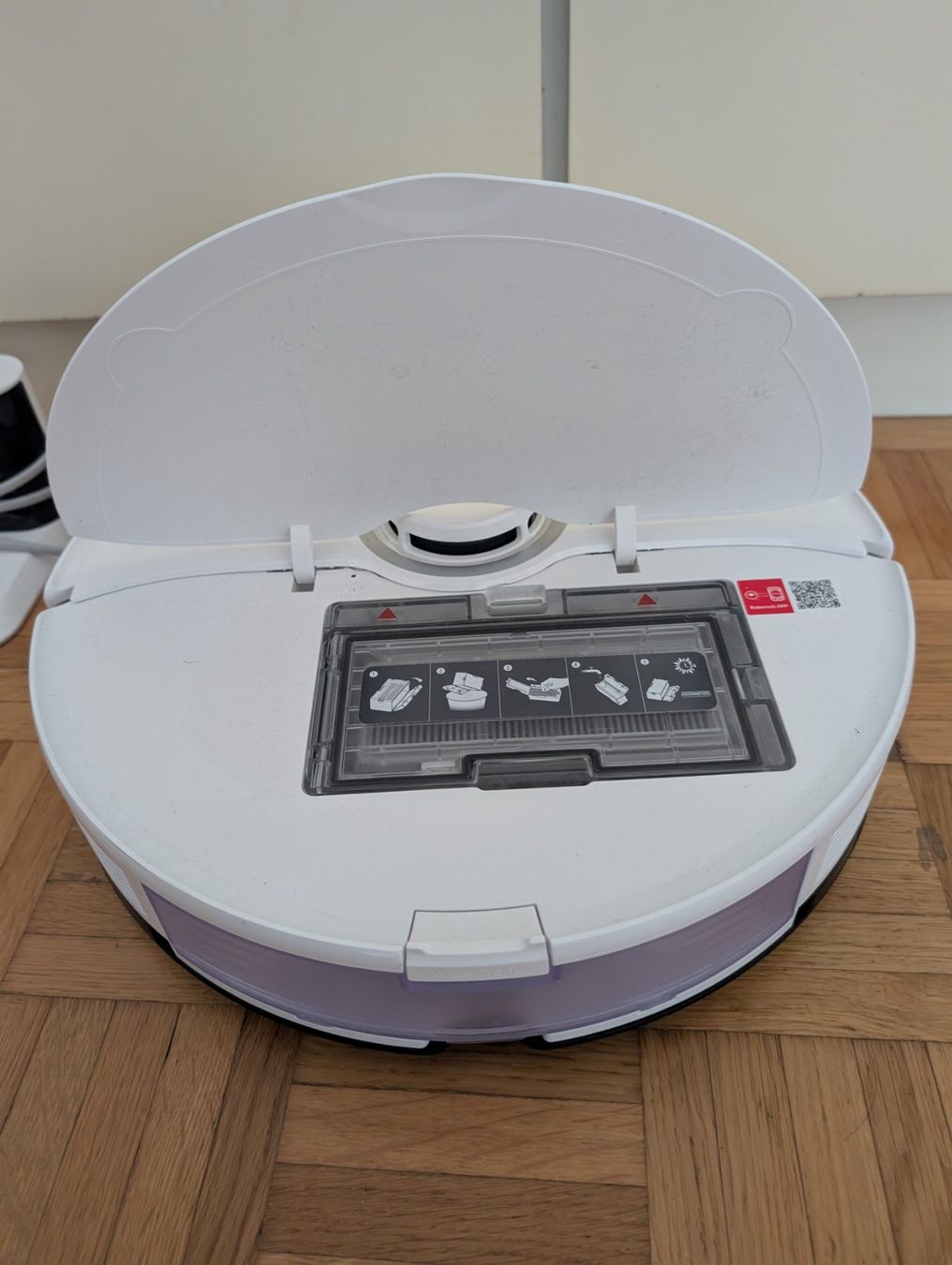 Roborock Aspirapolveri & Accessori: Roborock S8 weiss mit Wischfunktion – Usato da Adliswil venduto da sbg29 1