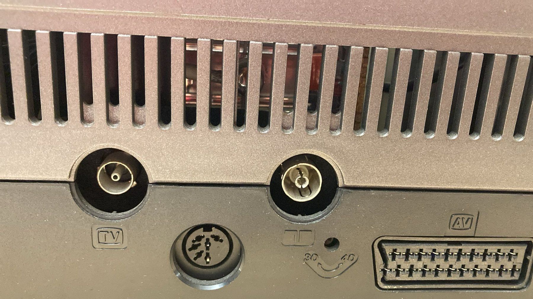 Philips Registratori: Philips Video 2000 Videorecorder. – Difettoso da Dietikon venduto da Rima57 8