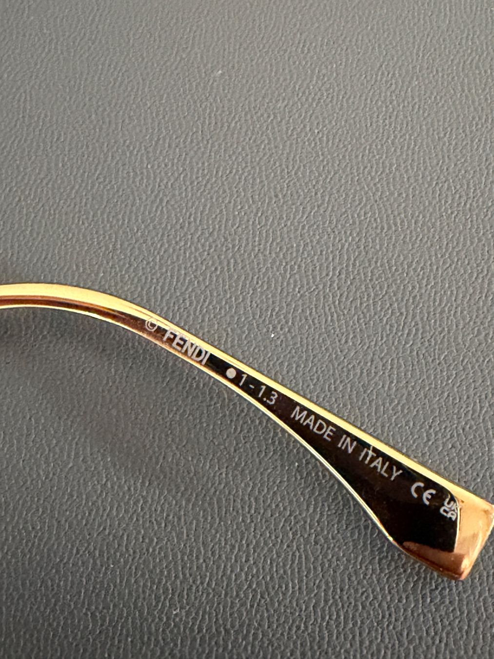 Fendi Brillen & Gläser: Fendi Sonnenbrille Fendigraphy FE40066U 30A – Neu (gemäss Beschreibung) aus Luzern von lang30 5