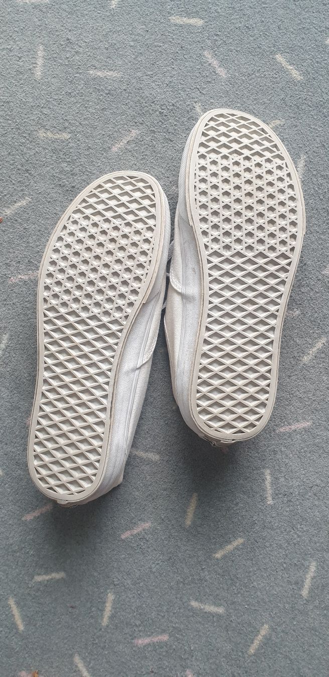 Vans Herrenschuhe: Vans Sneakers weiss Gr. 42 – Gebraucht aus Wollerau von Hansjuerg2 2