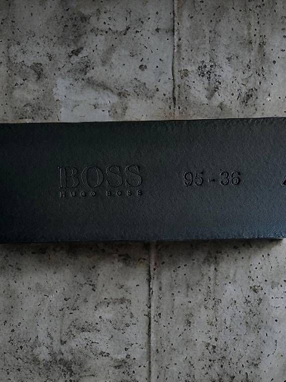 Hugo Boss Gürtel: Hugo Boss Ledergürtel schwarz – Neu (gemäss Beschreibung) aus Zürich von carmen_kandey_Insta 2