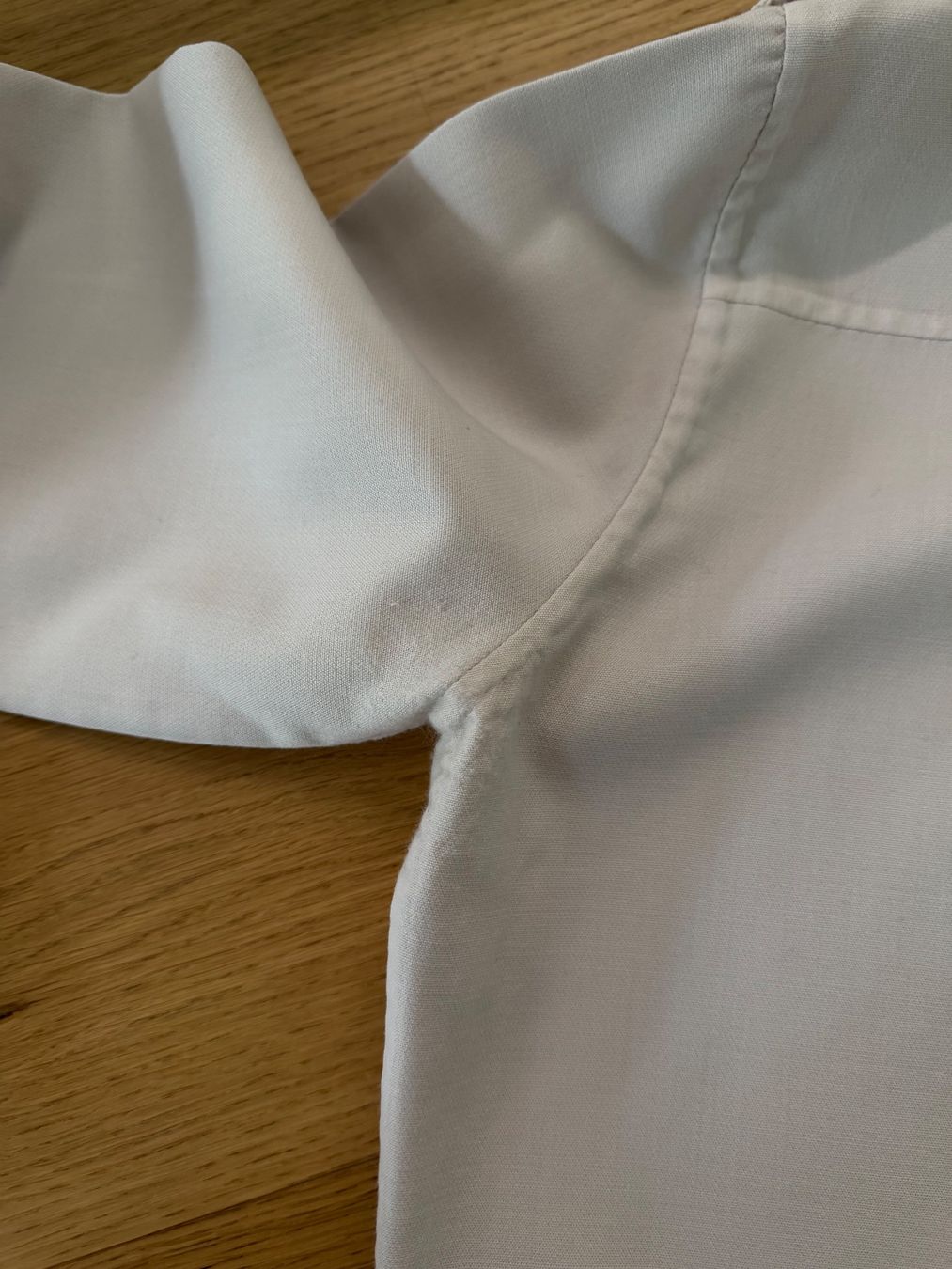 Loro Piana Blusen: Loro Piana Wollbluse – Gebraucht aus Zürich von ank_5qjk 5