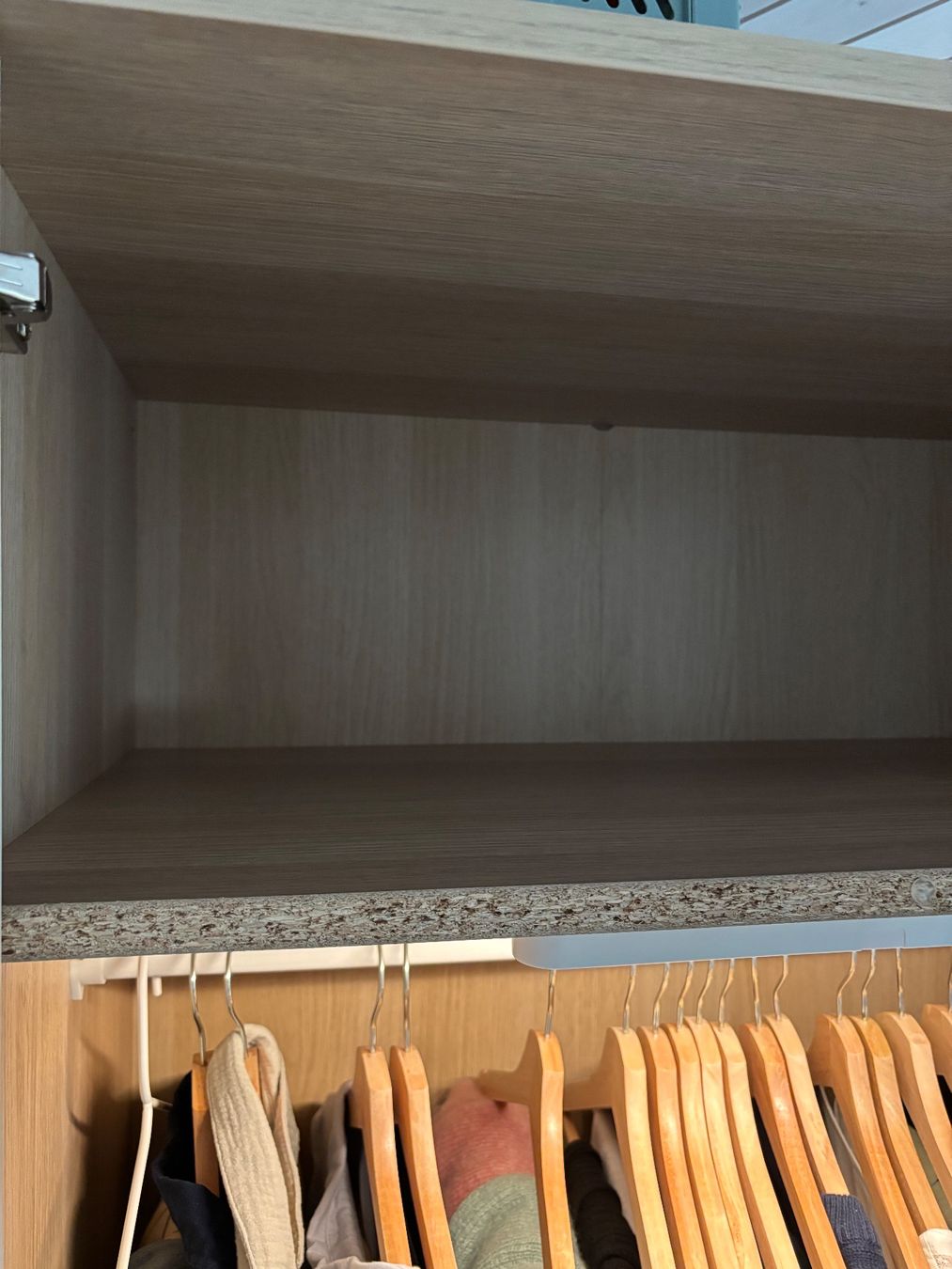 Ikea Armadi: IKEA ASKVOLL Kleiderschrank / wardrobe – Usato da Baden venduto da pau_shg6 2