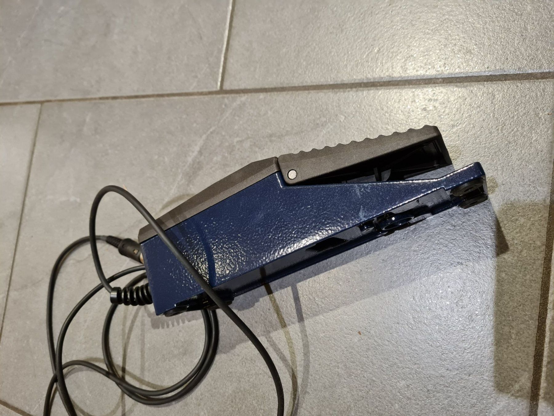 Tutte le macchine: Miniket 2000 Fusspedal – Nuovo (secondo la descrizione) da Heiligkreuz (Mels) venduto da belliballi 1