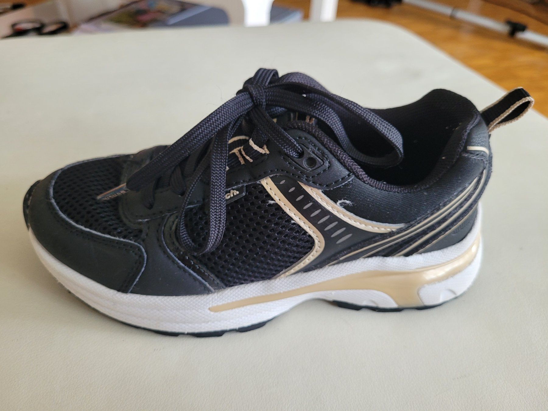 Bench Schuhe für Mädchen: Bench Turnschuhe Grösse 31 – Gebraucht aus Uster von Gabi64 3