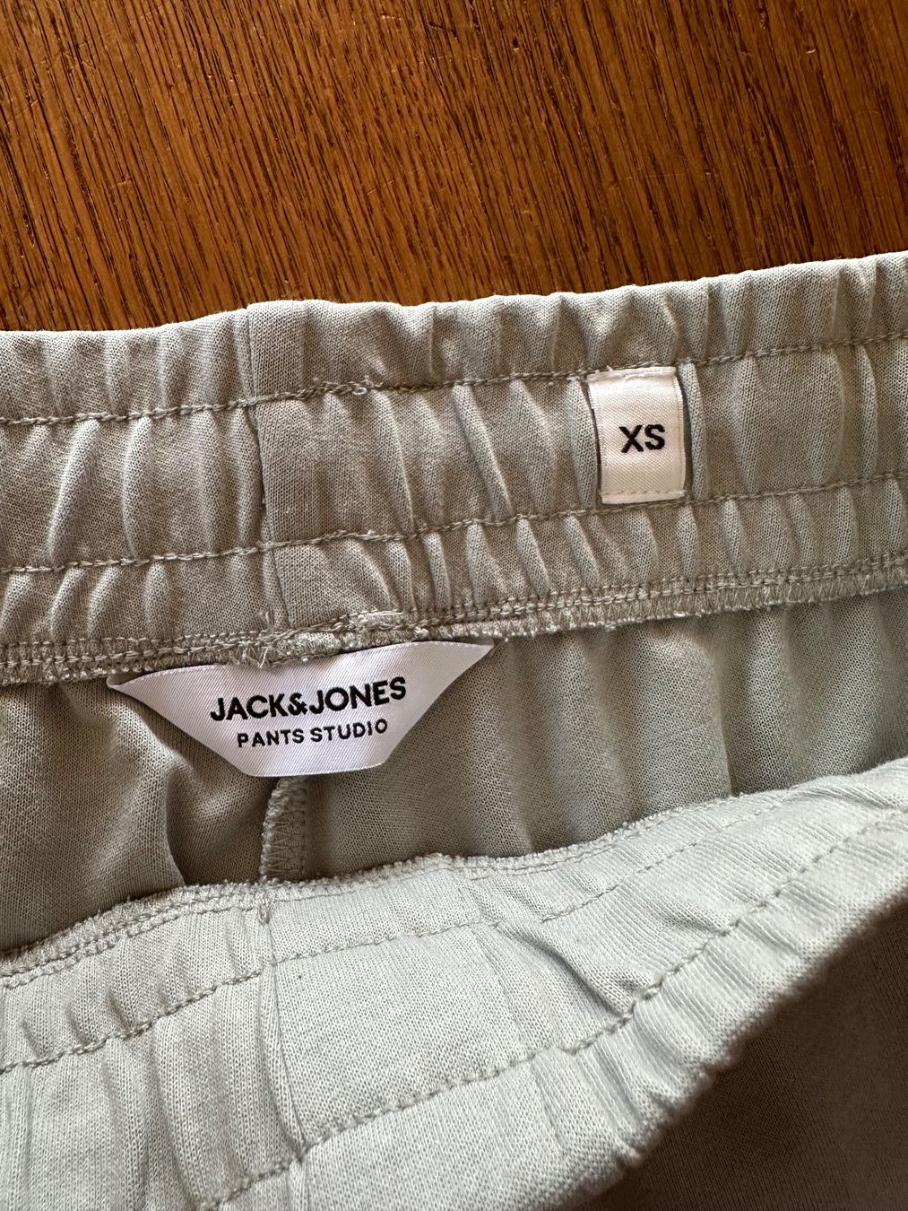 Jack & Jones Pantaloni: Shorts Jack & Jones Gr. XS – Usato da Niederbüren venduto da Hudi_1974 1