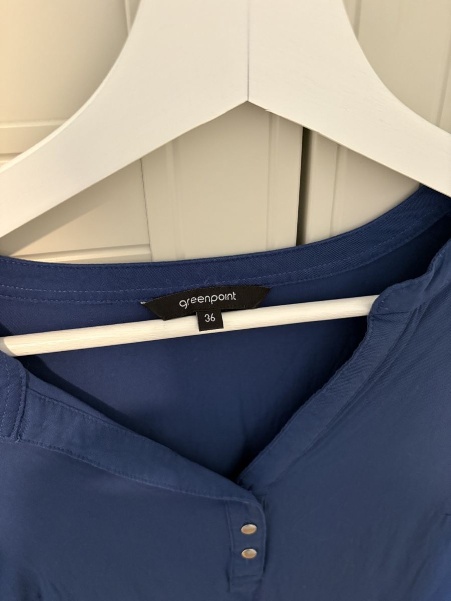 Top: Blue blouse 100% viscose 36 – Usato da Rolle venduto da gos_2xy5 1