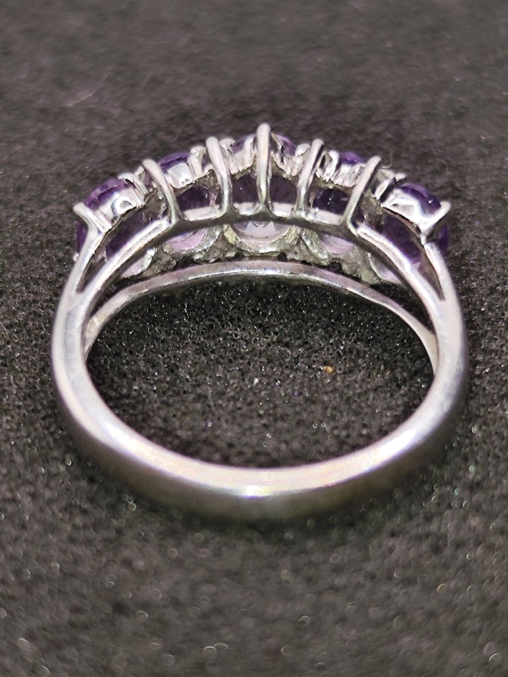 Anelli: Vintage 925er Silber Ring mit Amethyst Steinen Top – Usato da Steffisburg venduto da mat_8s7d 6