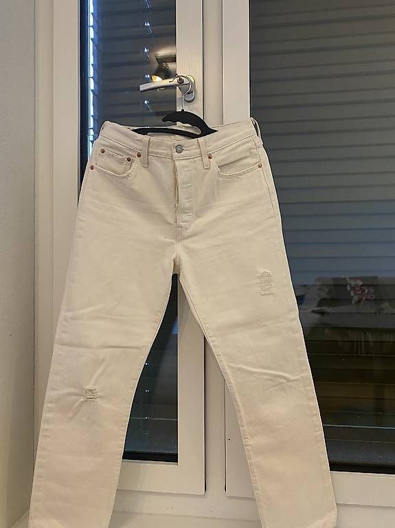 Lotti di vestiti: Kleidung Hosen – Usato da Kloten venduto da Beatriz650 3