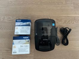 Brother QL-700 Etikettendrucker mit Etiketten