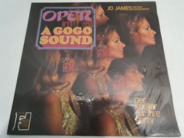 Jo James Mit Chor Und Orchester – Oper Im À Gogo Sound
