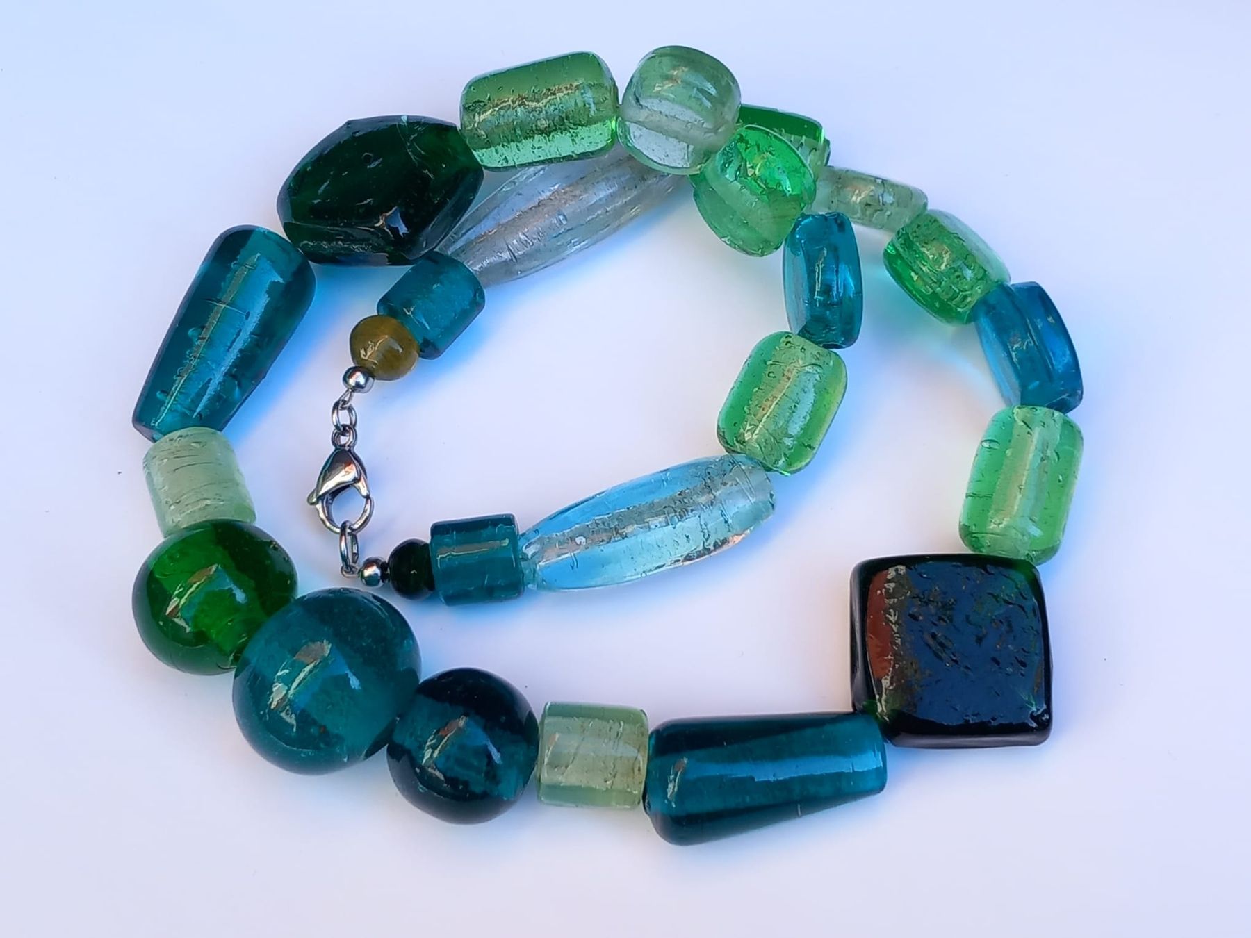 Catenine: Handgemachte  Grüne Glas Kette – Usato da Winterthur venduto da Jopf1 1