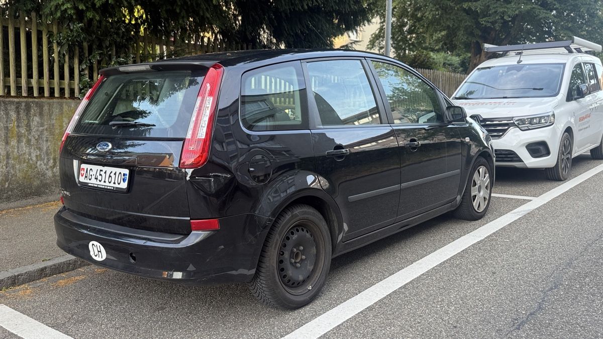 Ford Autos: Ford C-Max 2.0i Automat – Gebraucht aus Oftringen von Swiss_Inserate 2