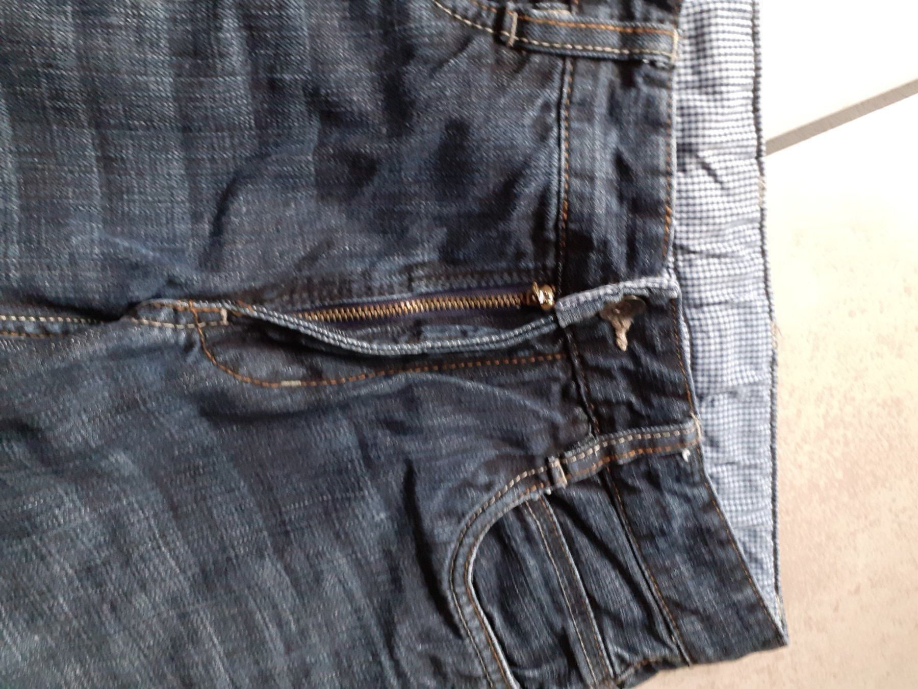 Pantalons: Mädchen Hose Gr.152 – D'occasion à Gelterkinden par bambi037 2