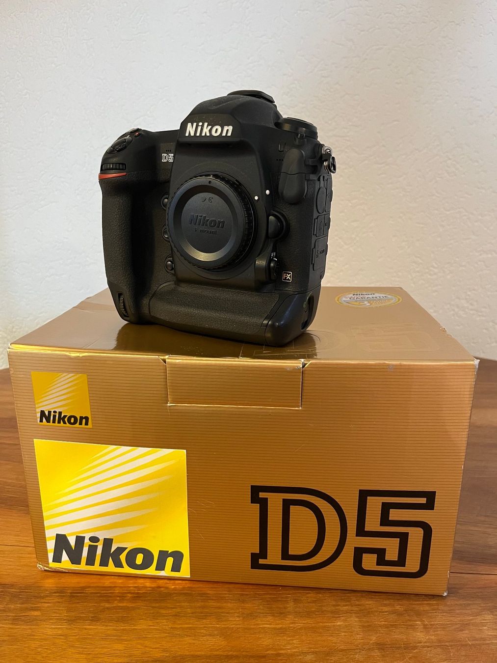 Nikon Fotocamera: Nikon D5 - XQD – Usato da Genève venduto da Diska_M