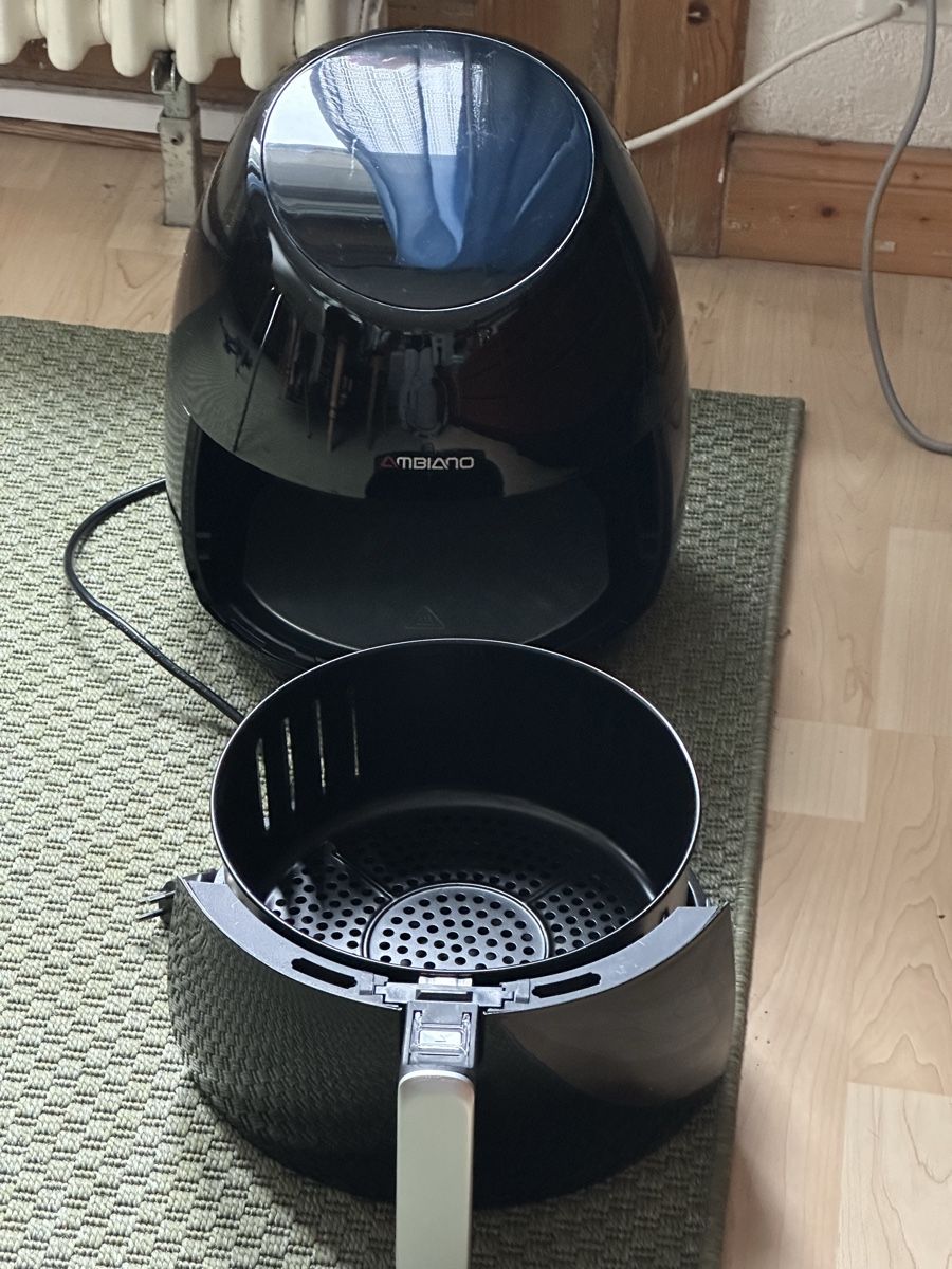 Elettrodomestici da cucina: XXL-Heissluftfritteuse – Usato da Basel venduto da Marlise015 4