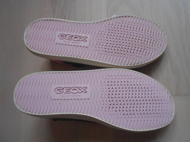 Geox Schuhe für Mädchen: GEOX- Schuhe  Gr. 35 – Neu (gemäss Beschreibung) aus Staad SG von doelf03 1