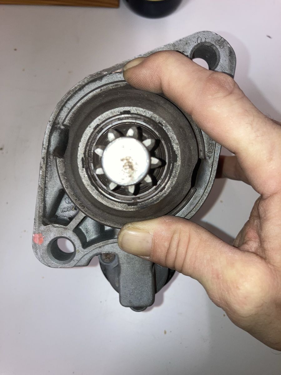 VW Tutti pezzi di ricambio auto: Audi/VW Anlasser Starter BORA 2.3l 170ps – Usato da Boniswil venduto da FindInBox 3
