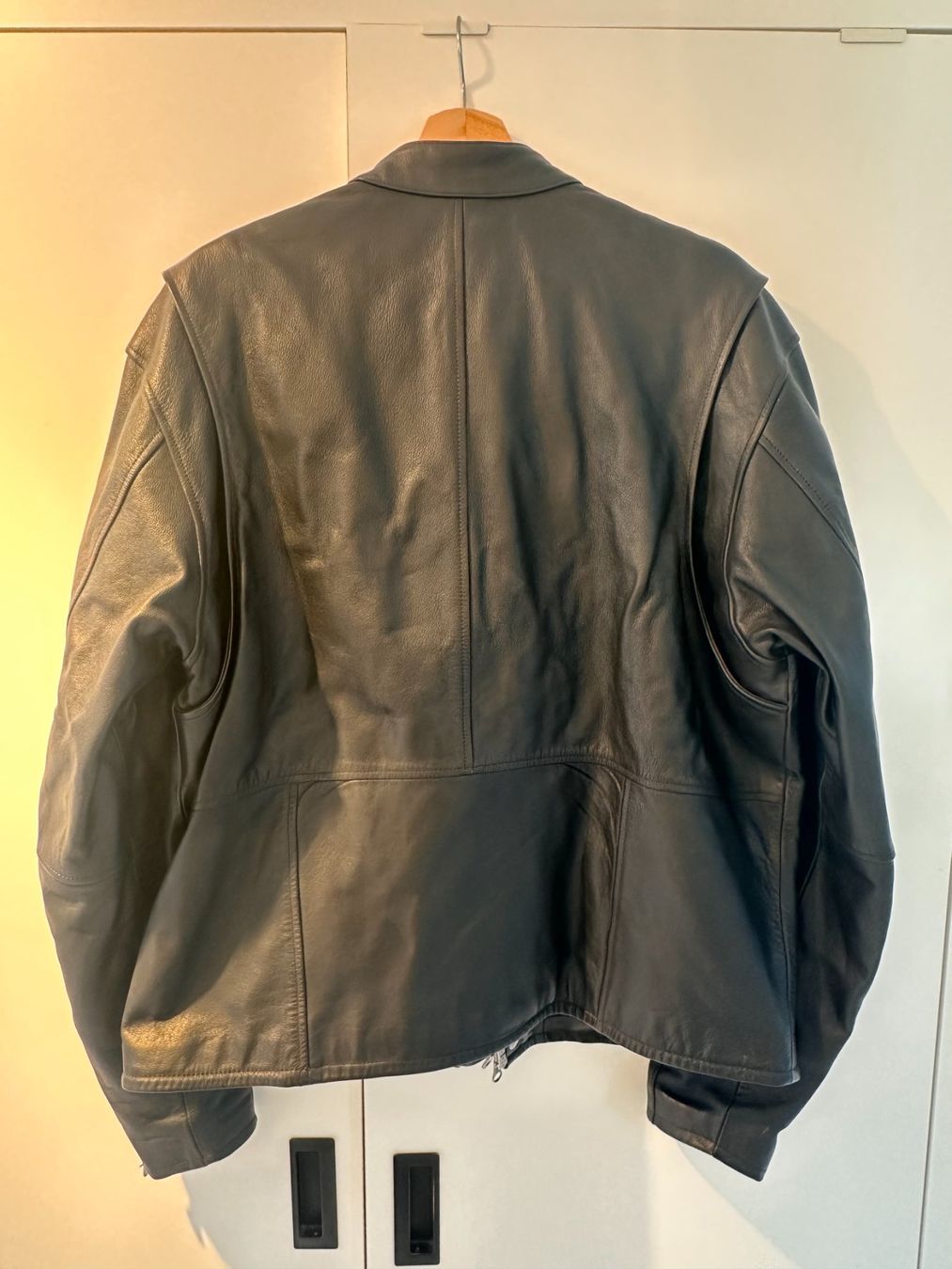 Harley-Davidson Completi: Original Harley-Davidson Lederkombi (Large) – Usato da Aarau venduto da Binfch 1