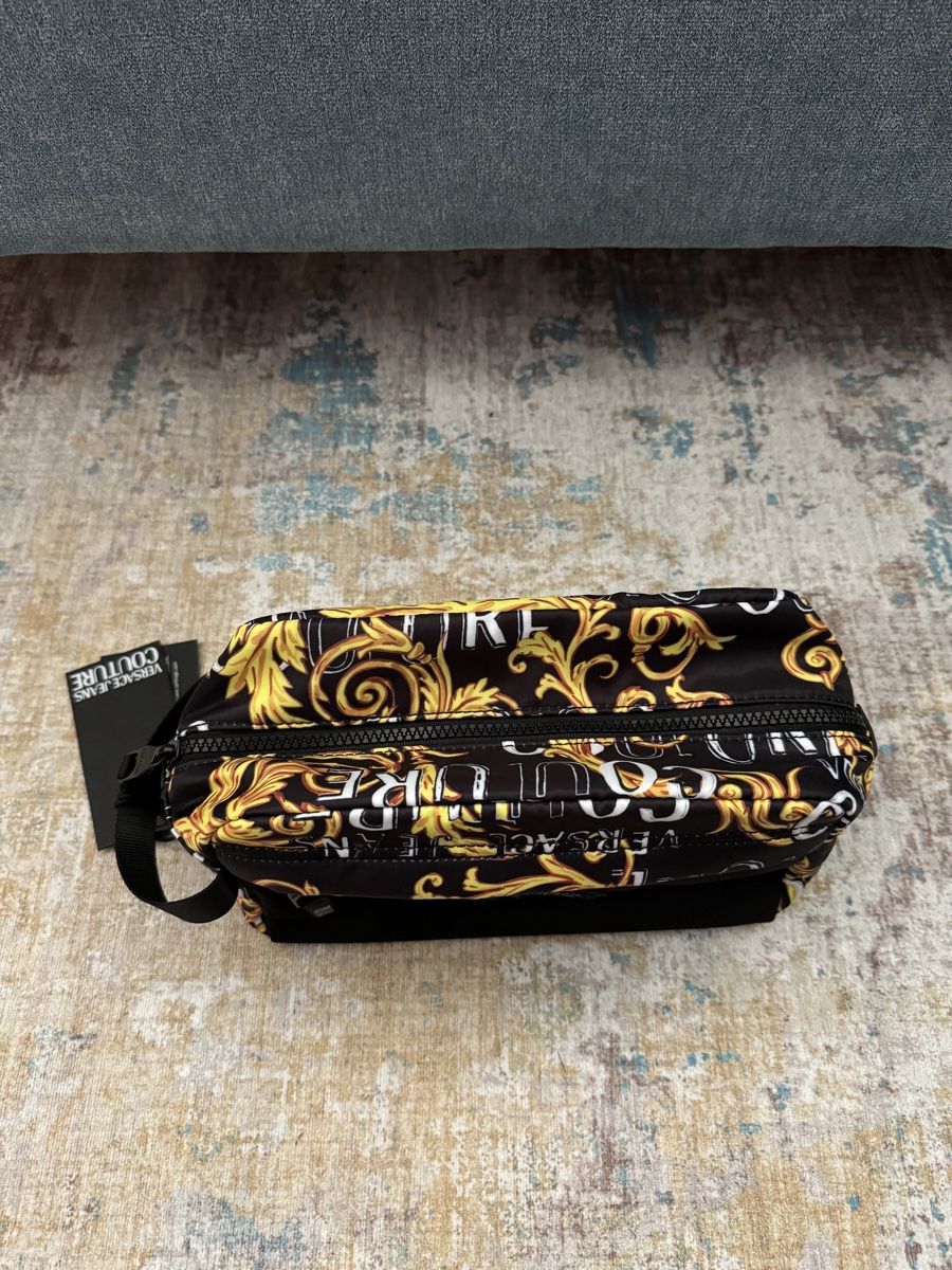 Versace Borse: Versace jeans – Nuovo e nell'imballaggio originale da Küssnacht am Rigi venduto da pet_h97d