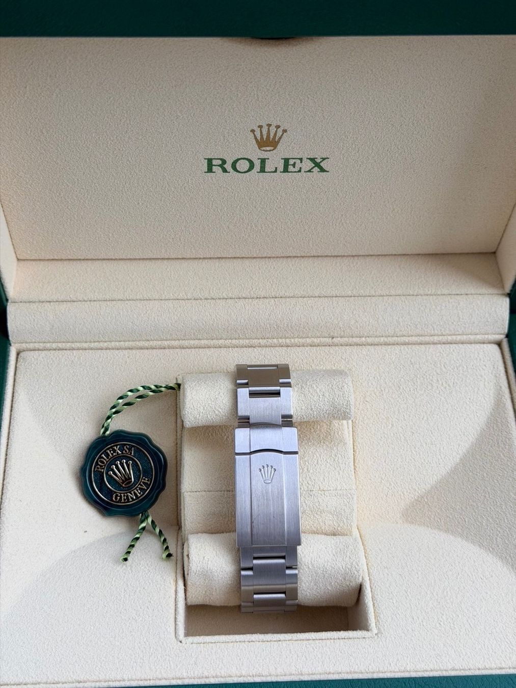 Rolex Uhren: Rolex Oyster Perpetual 36mm Ref. 126000 Full-Set – Gebraucht aus Reichenburg von DELLON 3