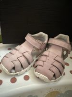 Elephant pink sandals size 21 (fits size 22/23) 