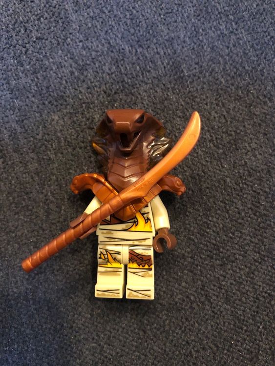 Lego figurine Ninjago Pyro Destroyer (Gebraucht) in Fully für CHF 2.5 ...