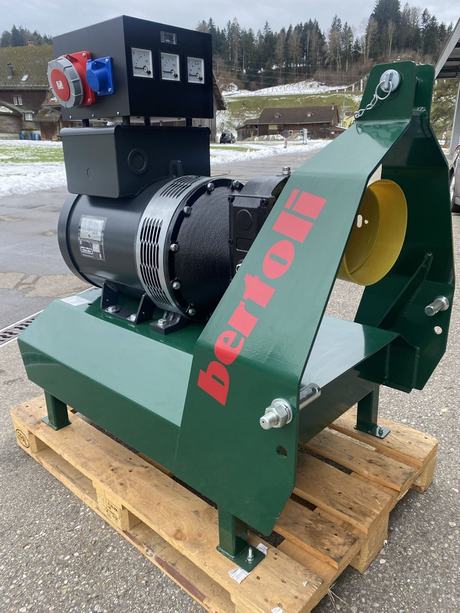 Stromgeneratoren: Generator, Zapfwellengenerator, Notstromgruppe – Neu und originalverpackt aus Ebnat-Kappel von Mech57