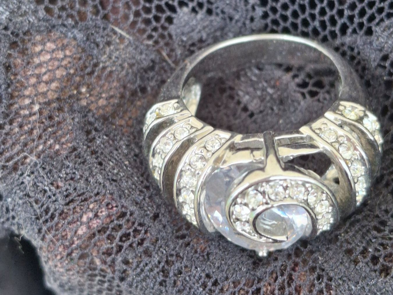 Anelli: Funkelnder Spiral Cocktail Ring Modeschmuck opulent Gr.18 mm – Usato da Münchenbuchsee venduto da babilibern 2