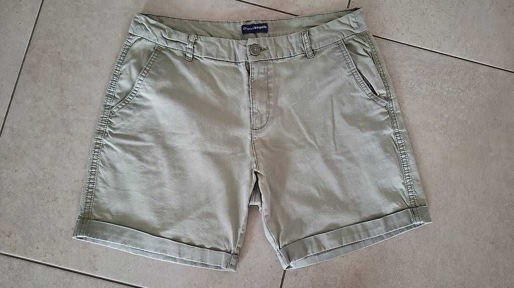Pantaloni: Short femme Ch.Vogele taille40 – Usato da Essertes venduto da ast_mk5t 1