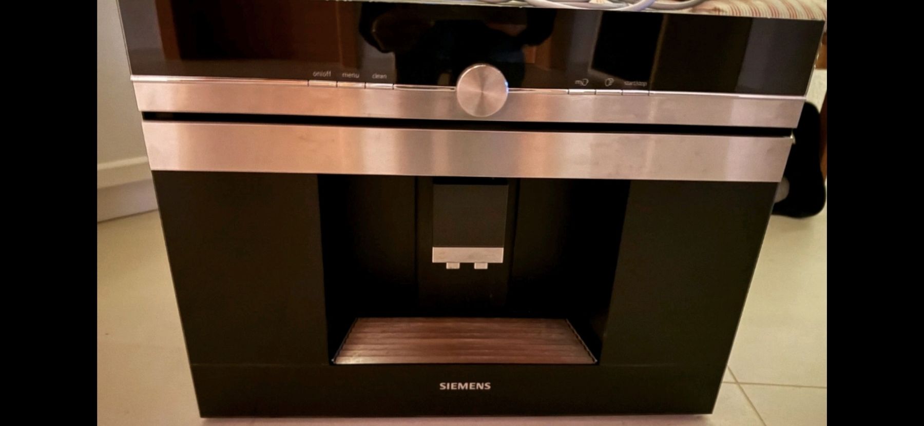 Siemens Macchine per caffè & Macchine per espresso: Siemens Einbau Kaffeemaschine Vollautomat  – Nuovo (secondo la descrizione) da Luzern venduto da Matthias.Mewes 1