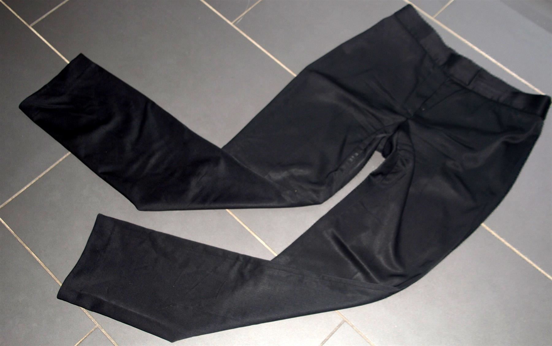 Burberry Pantaloni: Hose / Pantalon Burberry  .M – Usato da Collonges venduto da Auganien 5