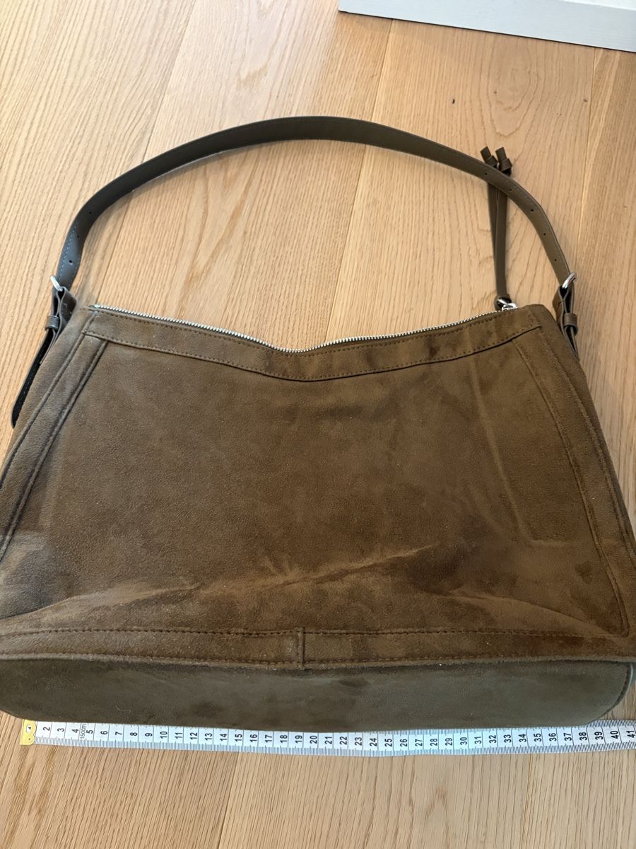 H&M Borse da donna: H&M suede bag  – Nuovo (secondo la descrizione) da St. Gallen venduto da ott_f827 2