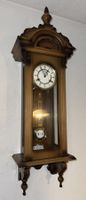 Schöne Lauris Pendeluhr / Wanduhr aus Holz – Vintage
