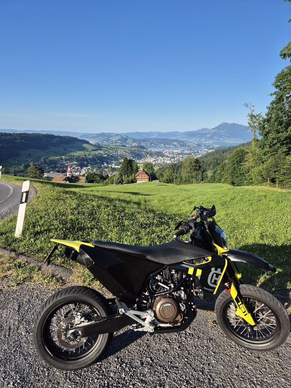Husqvarna Strasse: Husqvarna 701 2024 – Gebraucht aus Buchrain von Enduro77