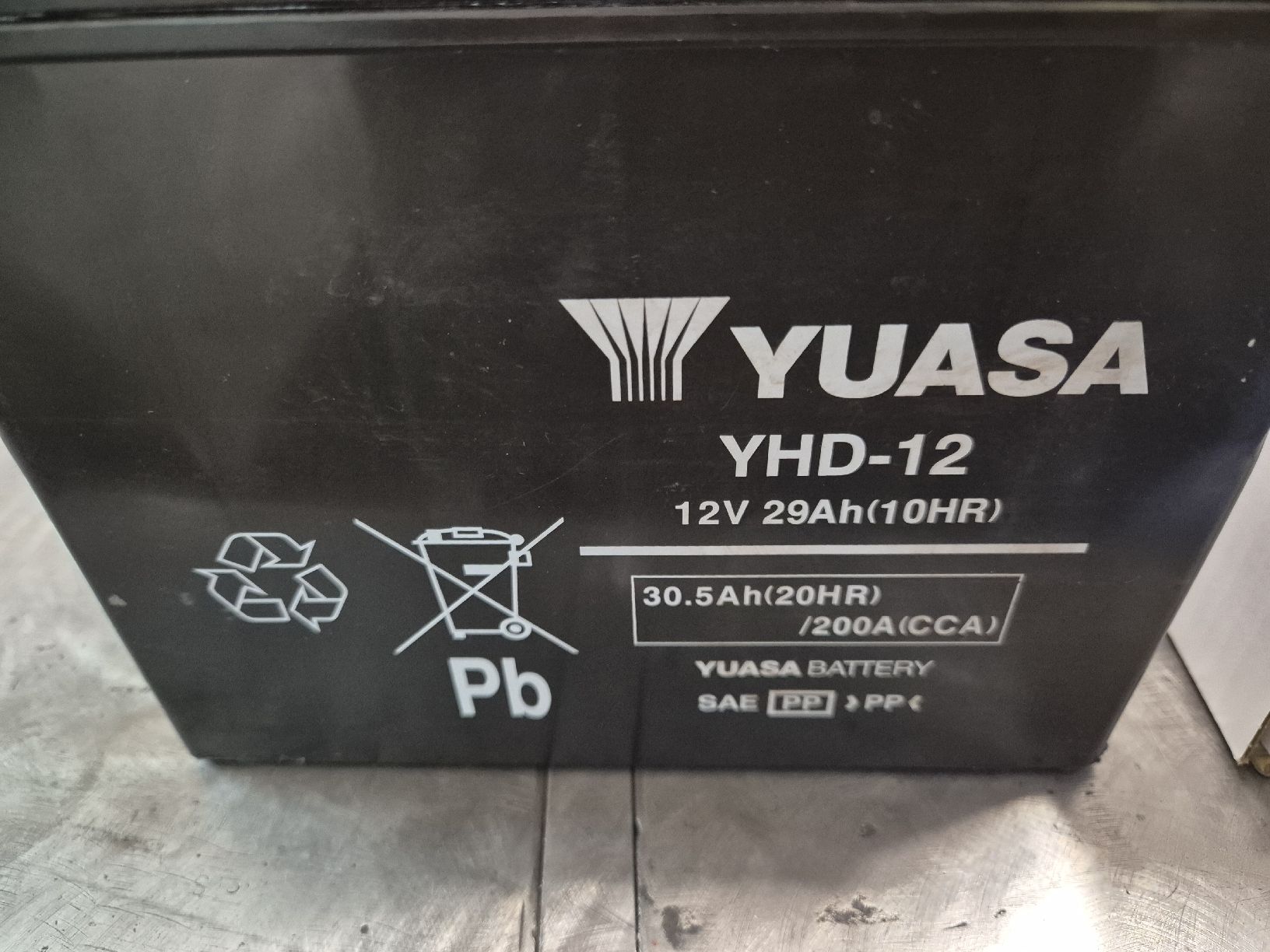 Batterie: Yuasa Batterie Harley Davidson – Nuovo e nell'imballaggio originale da Le Locle venduto da CHEGUA 1