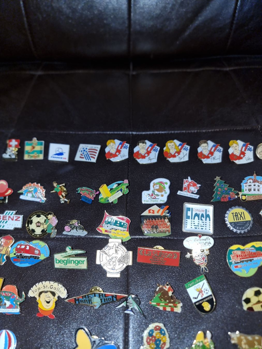 Placchette & Badge: Grosse Pinsammlung mit 102 Pins – Usato da Bronschhofen venduto da dvnb 3
