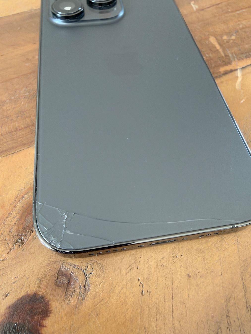 Apple Telefoni cellulari / Smartphones: Apple iPhone 14 Pro Space Black 128 GB – Usato da Frutigen venduto da hoelzel488 3