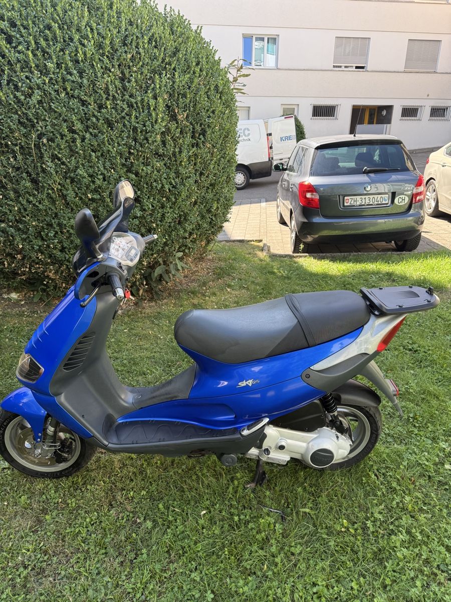Piaggio Scooter: PIAGGIO SKR 125 CC – Usato da Winterthur venduto da Fabio_46 3