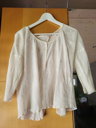 Blouse écrue en gaze de coton brodée, sans marque - 