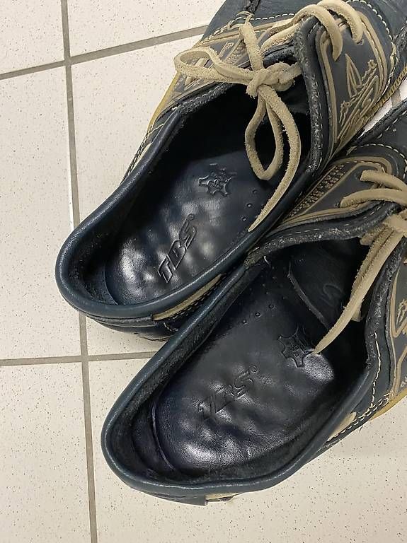Chaussures hommes: Mocassins bleus 42 – D'occasion à Lausanne par Mikael_Druid 1